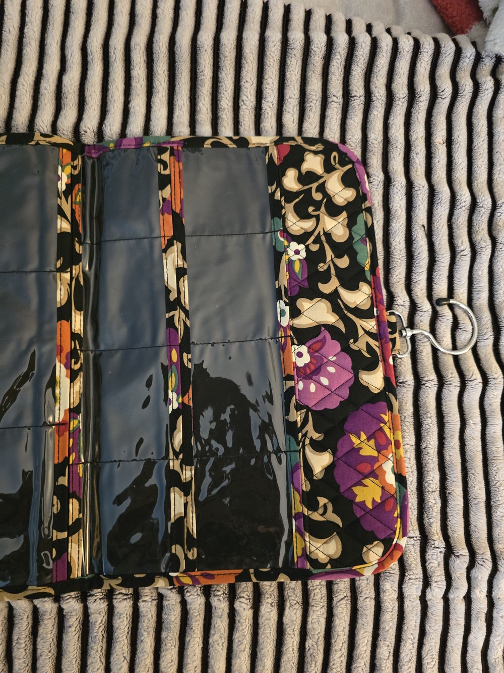 Vera Bradley Multicolor Floral Hanging Jewelery Organizer - Picture 9 of 16